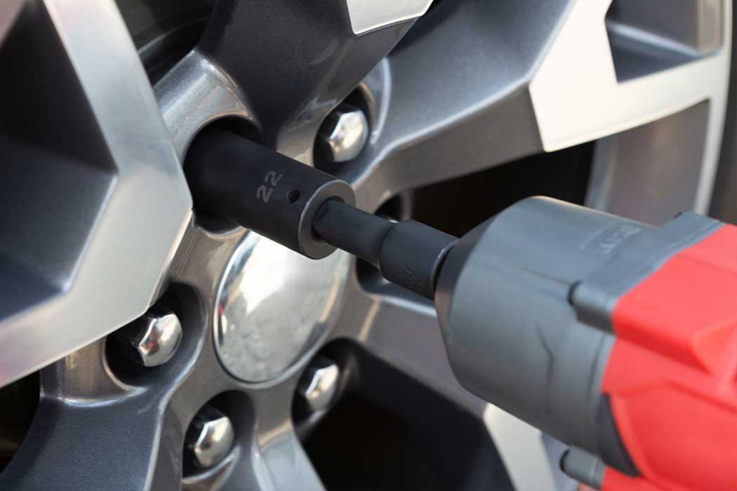 Cheap Impact Wrench vs Expensive Impact Wrenches